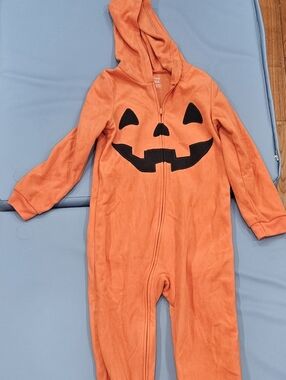 Carter's Size 6 Orange Pumpkin Face Hooded Onesie
